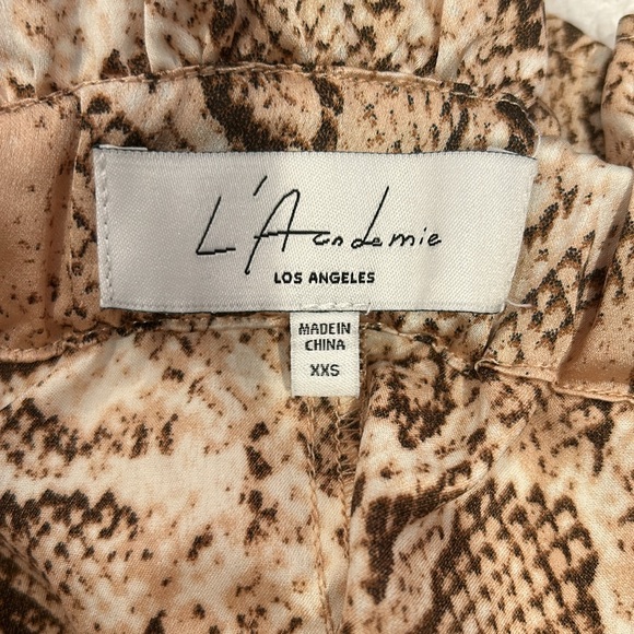 L’Academie SUPER CUTE Jane Shorts - Picture 7 of 8